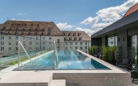 Hotel Maximilian’s